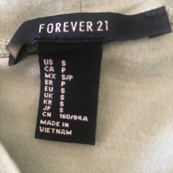 Light green cut out Tee. SIZE SMALL - Picture 5 of 5